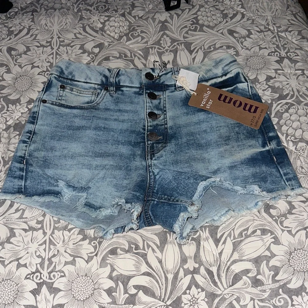 Women's High Waist Denim Shorts - Picture 1 of 4